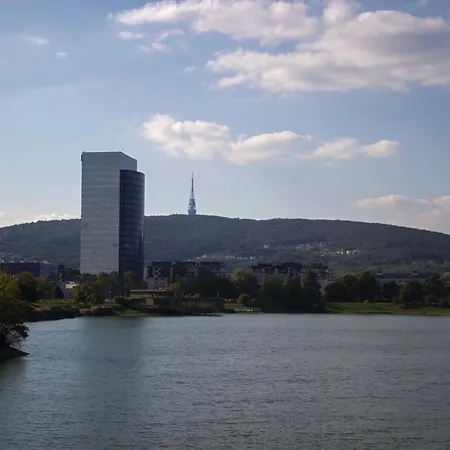 Fresh & Parking Lägenhet *